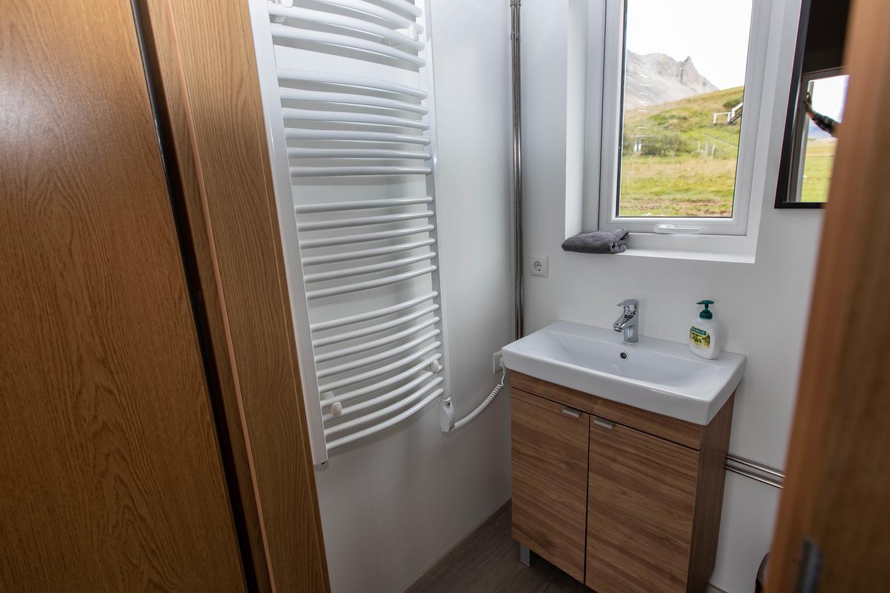 Hotel Lysuholl à Snæfellsbær Extérieur photo